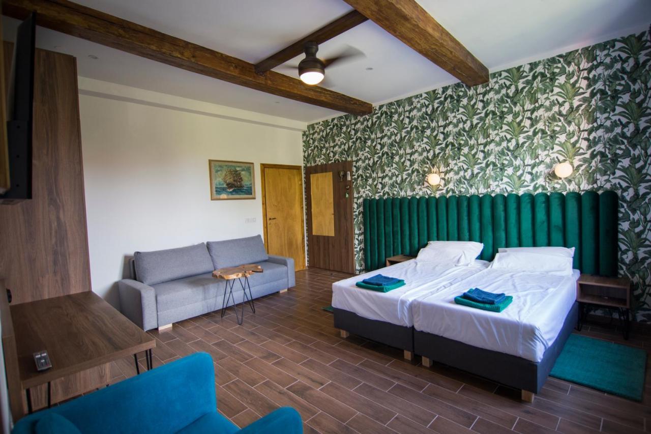 Luxurio Rooms With Baths Livorno Exteriér fotografie