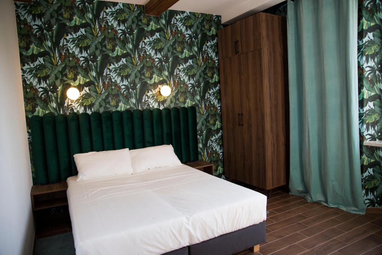Luxurio Rooms With Baths Livorno Exteriér fotografie